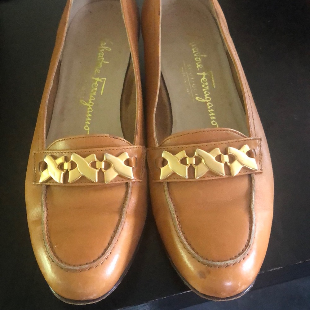 Salvatore Ferragamo womens loafers size 6
